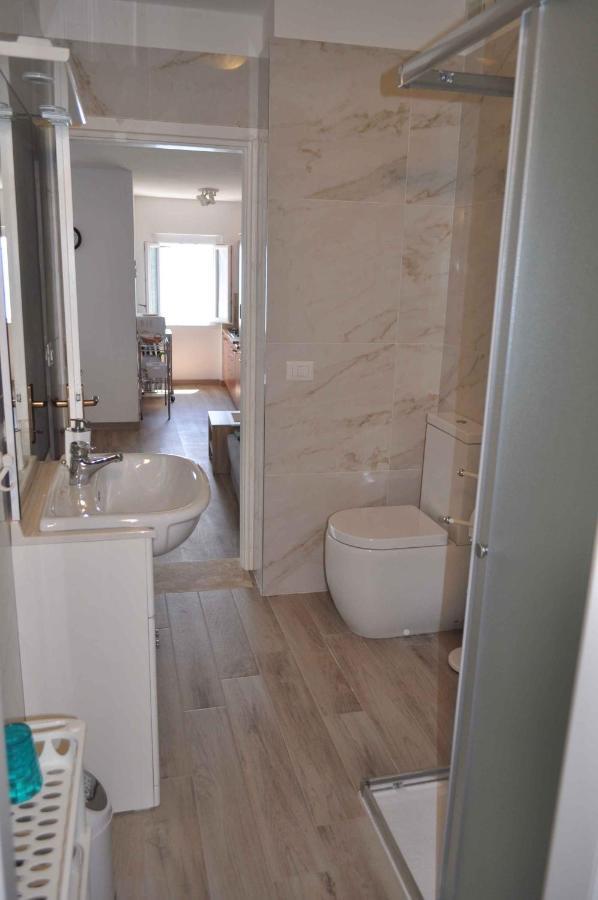 Holiday home near Monte Baldo in Tremosine Sul Garda Esterno foto