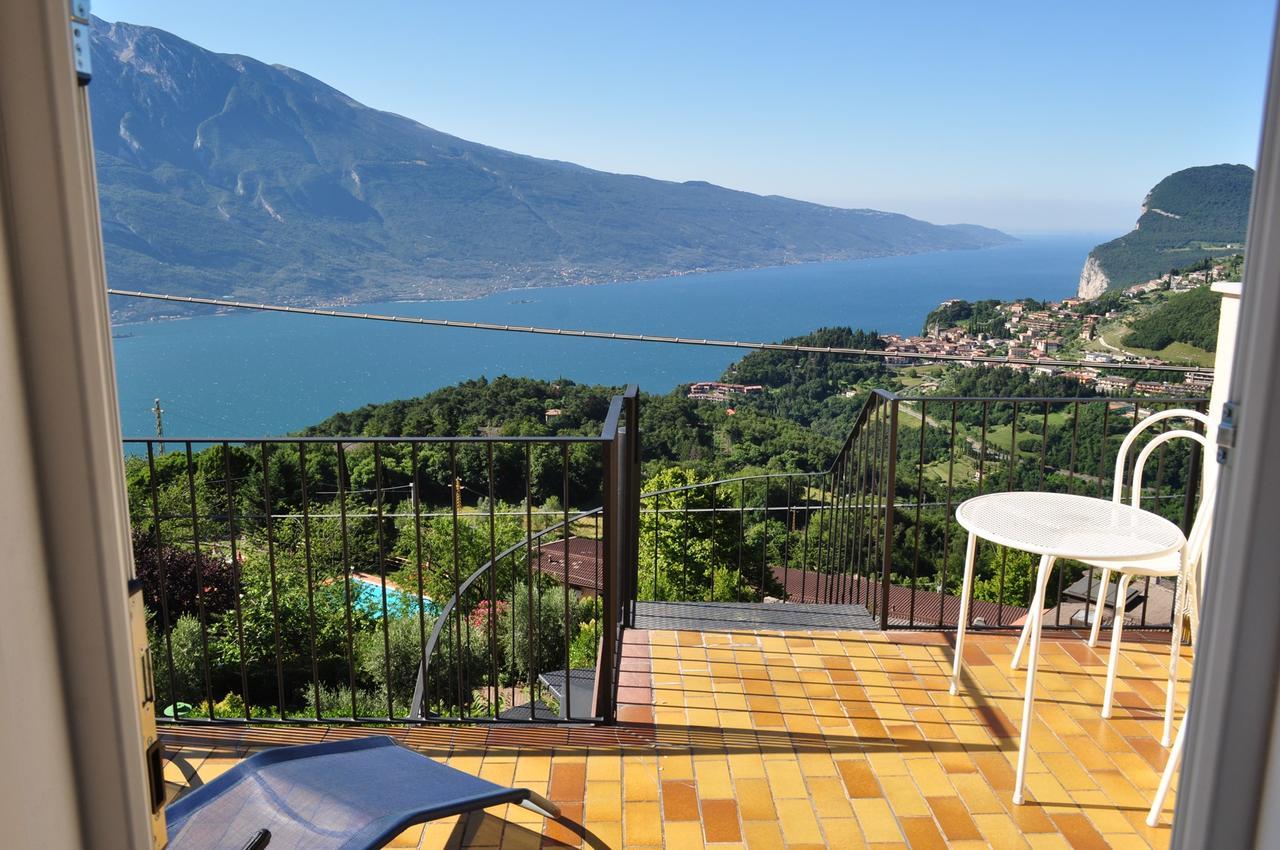 Holiday home near Monte Baldo in Tremosine Sul Garda Esterno foto