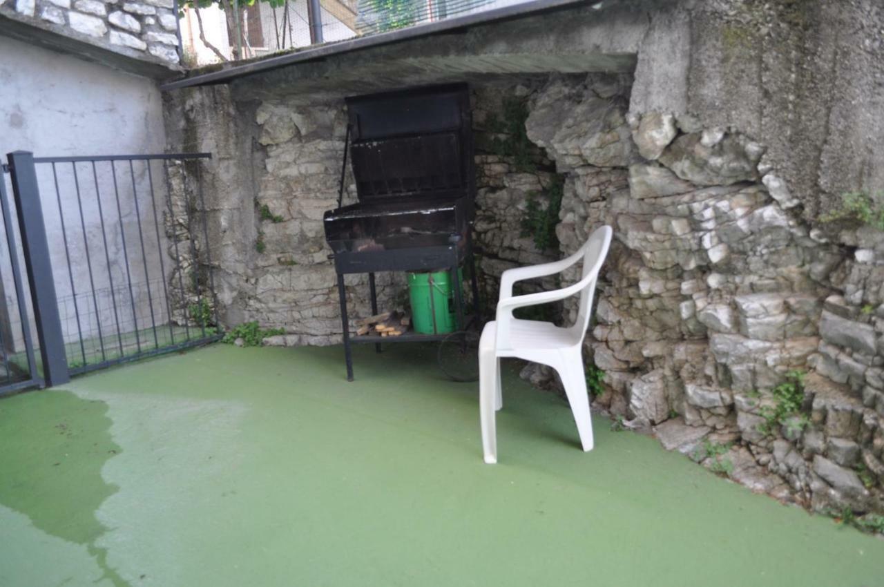 Holiday home near Monte Baldo in Tremosine Sul Garda Esterno foto